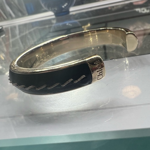 CHLOE Gold and Black “Edith” cuff bracelet - Picture 7 of 11